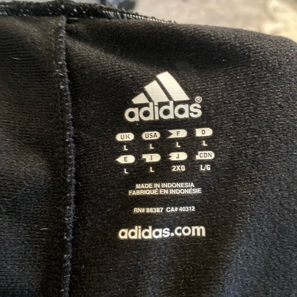 Adidas Joggers Fitted Leg - Picture 4 of 4